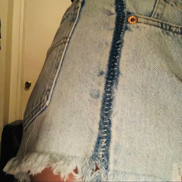 LEVIS vintage denim shorts - Picture 7 of 8